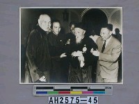 藏品(故總統蔣公生活照片：蔣中正歡宴陳其業先生九秩大壽)的圖片